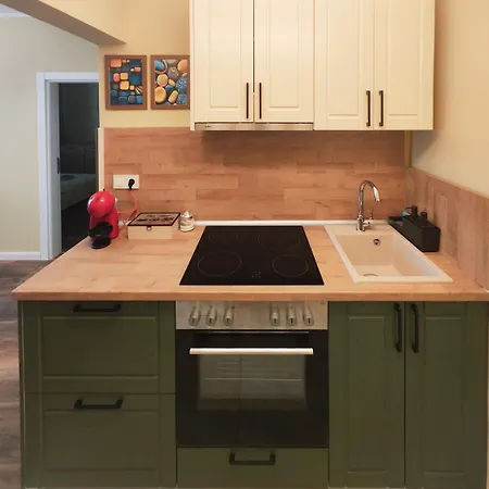 Pastelo - 6 Min To The & Promenade Apartment Varna